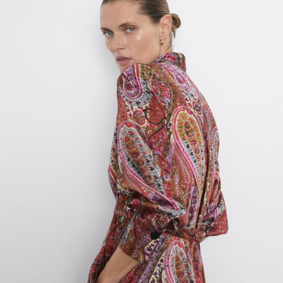 Zara printed dress with belt - Picture 2 of 3